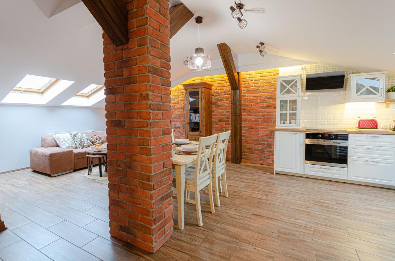 Bronowicka Premium Apartment - 52M2 With Private Parking Krakau Exterior foto